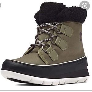 SOREL EXPLORER CARNIVAL BOOT #NL3040-371 - Olive